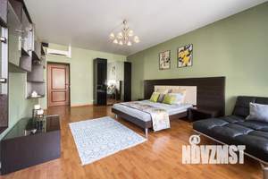 3-к квартира, посуточно, 121м2, 4/4 этаж