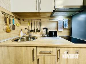 Студия квартира, посуточно, 27м2, 21/25 этаж