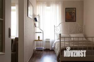 1-к квартира, посуточно, 40м2, 4/4 этаж