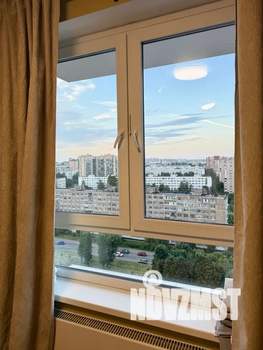 Студия квартира, посуточно, 28м2, 15/24 этаж