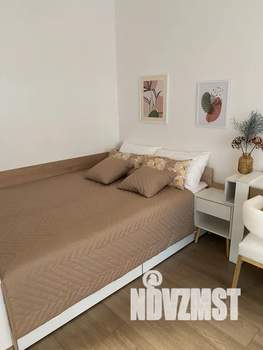 1-к квартира, посуточно, 35м2, 3/8 этаж