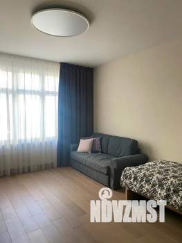 1-к квартира, посуточно, 40м2, 7/9 этаж