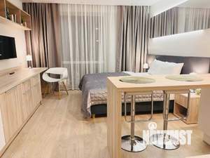 Студия квартира, посуточно, 27м2, 3/10 этаж