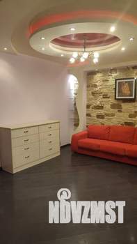 1-к квартира, посуточно, 39м2, 16/25 этаж