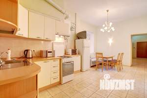 1-к квартира, посуточно, 80м2, 1/1 этаж