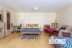 1-к квартира, посуточно, 61м2, 2/3 этаж