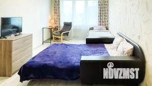 1-к квартира, посуточно, 40м2, 2/18 этаж