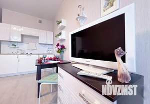 1-к квартира, посуточно, 28м2, 10/22 этаж