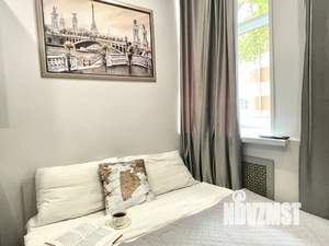 Студия квартира, посуточно, 11м2, 1/9 этаж