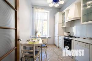 3-к квартира, посуточно, 80м2, 2/2 этаж