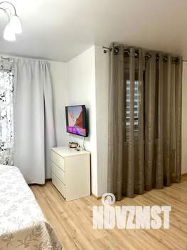 Студия квартира, посуточно, 22м2, 11/18 этаж