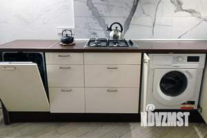 Студия квартира, посуточно, 50м2, 2/3 этаж