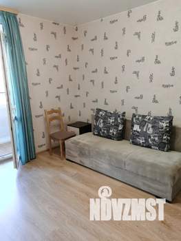 1-к квартира, посуточно, 42м2, 3/10 этаж