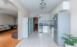 4-к квартира, на длительный срок, 140м2, 6/10 этаж