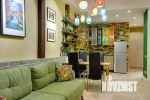1-к квартира, посуточно, 57м2, 1/1 этаж