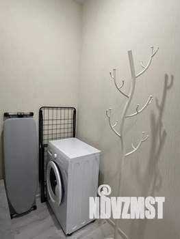 Студия квартира, посуточно, 27м2, 12/25 этаж