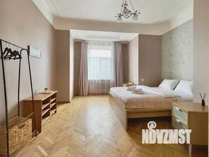 3-к квартира, посуточно, 82м2, 2/4 этаж