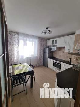 1-к квартира, посуточно, 38м2, 2/25 этаж