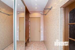 3-к квартира, на длительный срок, 100м2, 3/5 этаж