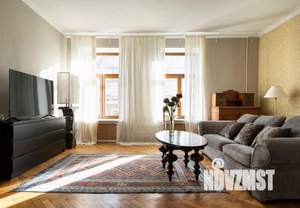 2-к квартира, посуточно, 100м2, 1/1 этаж