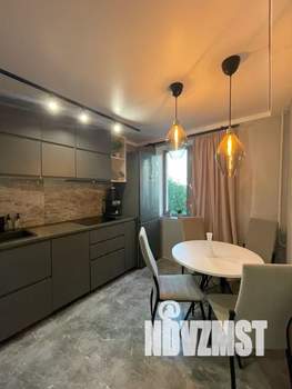 2-к квартира, посуточно, 50м2, 3/10 этаж