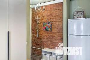 1-к квартира, посуточно, 27м2, 1/1 этаж