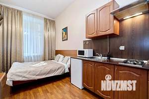 1-к квартира, посуточно, 18м2, 1/1 этаж