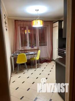 1-к квартира, посуточно, 49м2, 4/5 этаж
