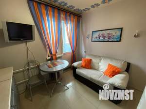 1-к квартира, посуточно, 35м2, 6/17 этаж