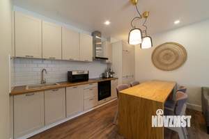 2-к квартира, вторичка, 46м2, 1/4 этаж