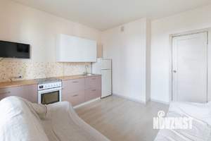 1-к квартира, вторичка, 42м2, 13/18 этаж