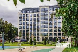 3-к квартира, вторичка, 140м2, 1/8 этаж