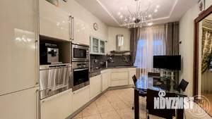 4-к квартира, вторичка, 145м2, 6/7 этаж