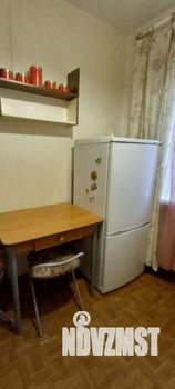 2-к квартира, вторичка, 44м2, 1/4 этаж