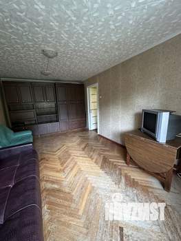 2-к квартира, вторичка, 42м2, 4/5 этаж