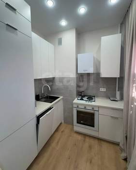 2-к квартира, вторичка, 63м2, 4/5 этаж