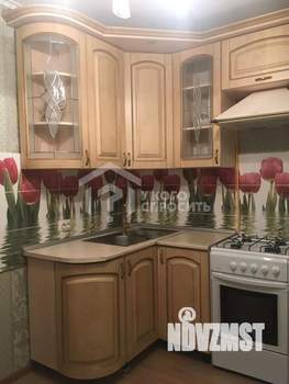 2-к квартира, вторичка, 50м2, 1/8 этаж