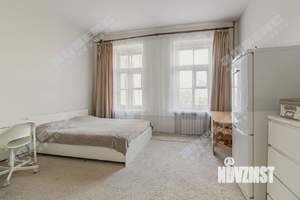 5-к квартира, вторичка, 121м2, 4/4 этаж