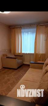 2-к квартира, вторичка, 44м2, 1/4 этаж