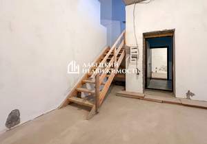 3-к квартира, вторичка, 176м2, 1/2 этаж