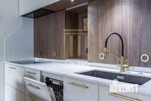 3-к квартира, вторичка, 100м2, 4/10 этаж