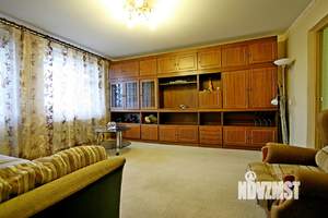 2-к квартира, вторичка, 58м2, 9/10 этаж