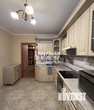 3-к квартира, вторичка, 81м2, 2/6 этаж
