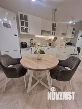2-к квартира, вторичка, 59м2, 1/10 этаж