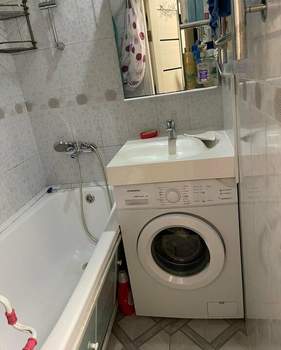 2-к квартира, вторичка, 44м2, 1/9 этаж