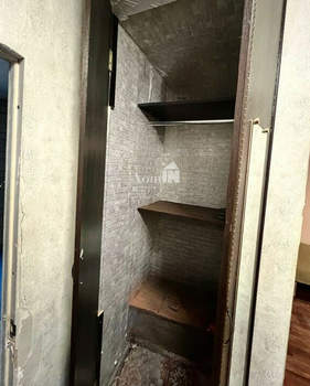 2-к квартира, вторичка, 42м2, 1/5 этаж