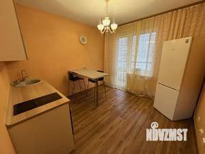 2-к квартира, вторичка, 64м2, 14/22 этаж