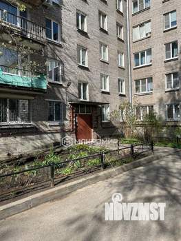 2-к квартира, вторичка, 42м2, 4/5 этаж
