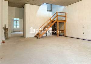 3-к квартира, вторичка, 176м2, 1/2 этаж