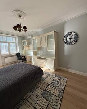4-к квартира, вторичка, 166м2, 5/7 этаж